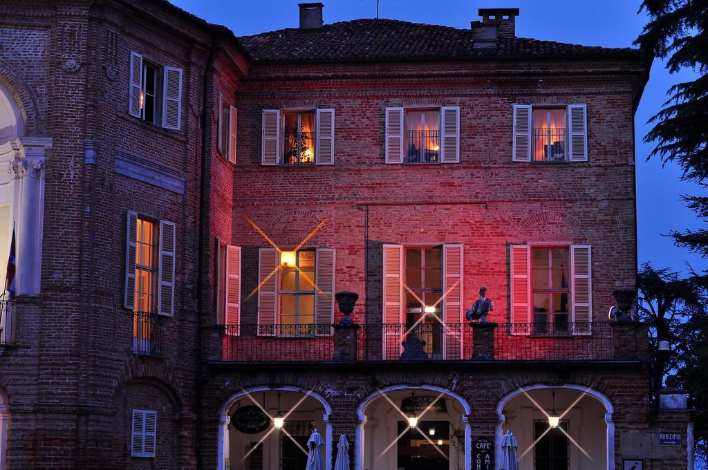 La Foresteria Del Castello - Wellness Hotel In Dimora Storica CastellʼAlfero Екстериор снимка